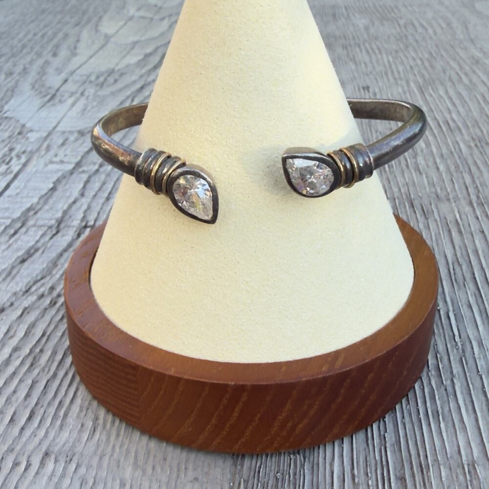 Plated 1000 Silver Tone Wire Cuff Bracelet 2 Teardrop Crystal Bezel Ends (137)